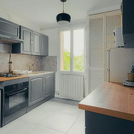 Le Cocon Pour 6 Et 1 Bebe * Villeurbanne