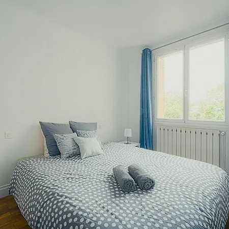 Le Cocon Pour 6 Et 1 Bebe Villeurbanne